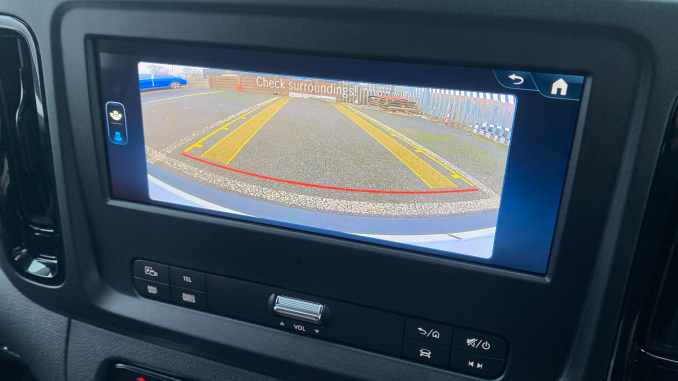 Mercedes-Benz Vito EL2 Electric Fwd 85kW 66kWh Pro Van Auto - Image 2